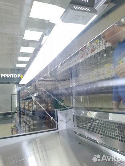 Холодильные витрины в наличии