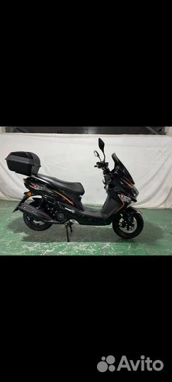 Новый скутер 125-175куб