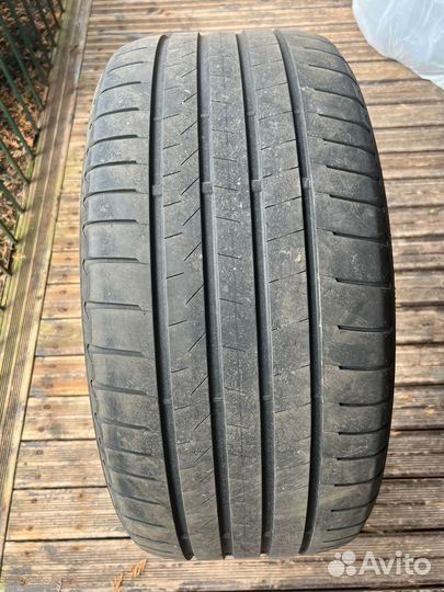 Bridgestone Alenza 001 285/40 R21 30Y