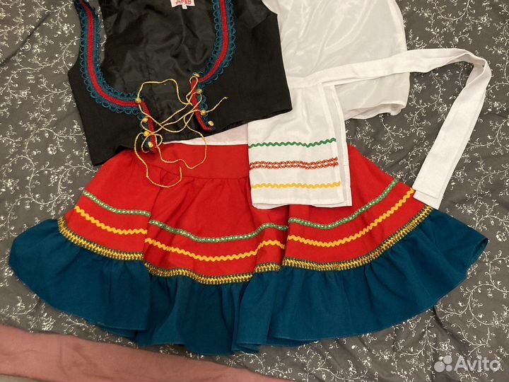 Национальный костюм женский