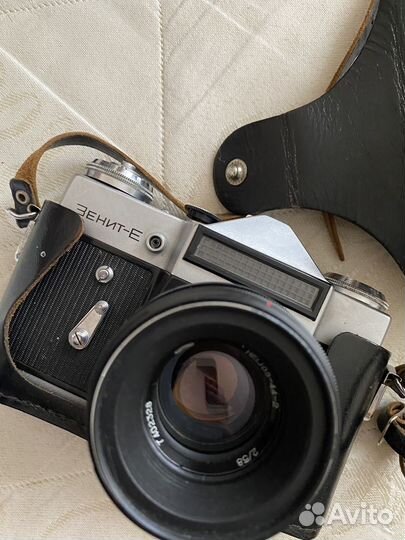 Плёночный фотоаппарат Zenit-E