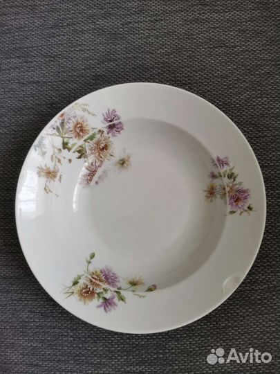 Антикварная тарелка Кузнецов Хризантемы