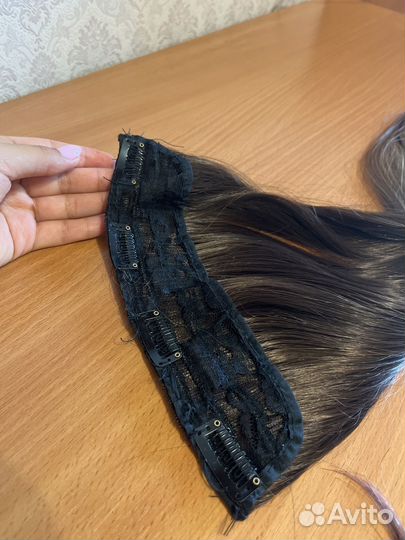 Волосы на заколках искусственные