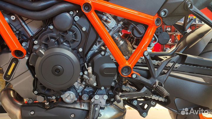KTM 1290 super duke R EVO
