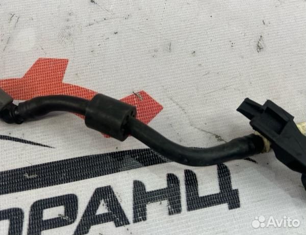 Трубка топливная Peugeot 308 хэтчбек EP6C 2010