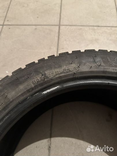 Michelin X-Ice North 4 235/45 R18