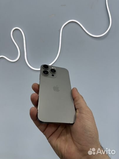 iPhone 15 Pro, 128 ГБ