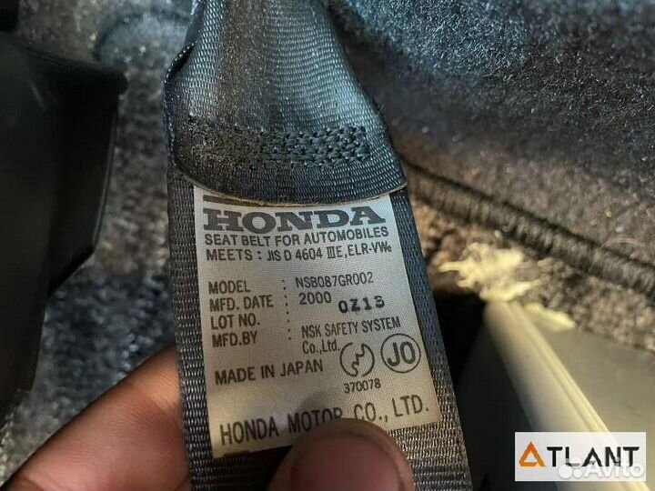 Уплотнительная резинка дверей задний левый honda A