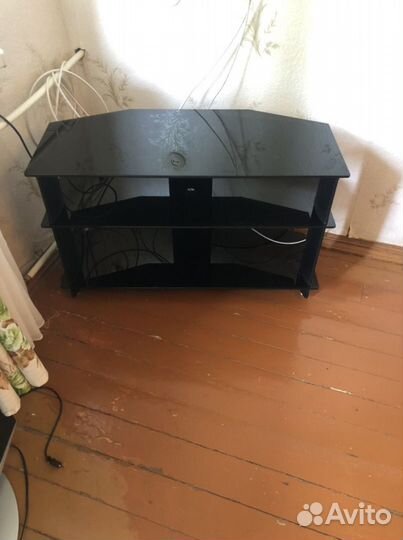 Стеклянная тумба