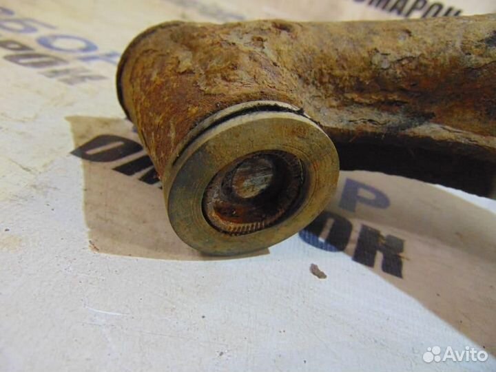 Рычаг задний нижний правый для Mitsubishi RVR 1 1