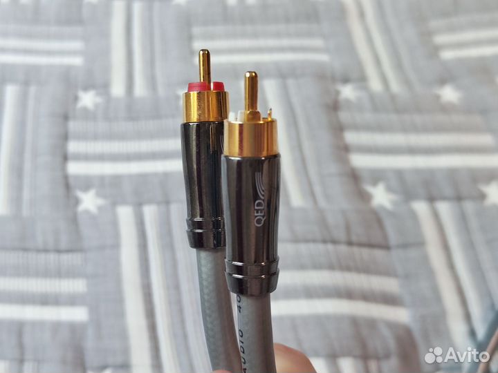 Кабель межблочный QED Performance Audio 40i 2m