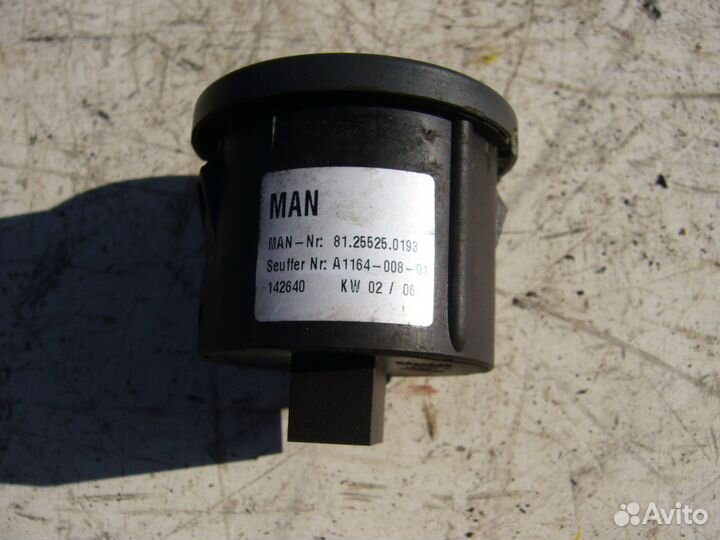 Переключатель света фар центральный MAN TGA