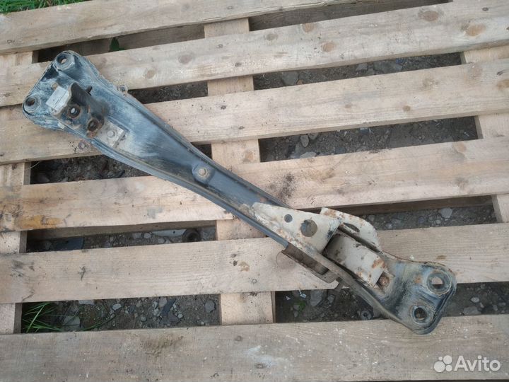 Балка подвески Nissan Almera N16 1.8 2006