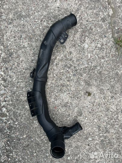 Volkswagen tiguan патрубок интеркуллера