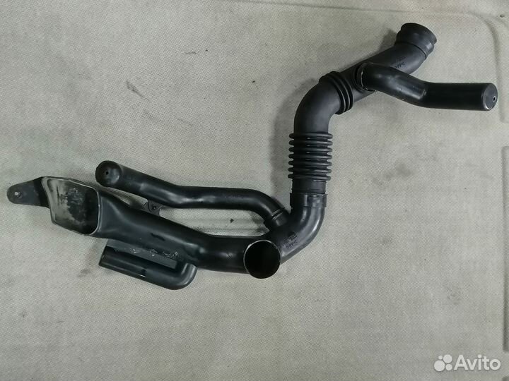 Патрубок (воздуховод) 2.0 EJ20 для Subaru Forester