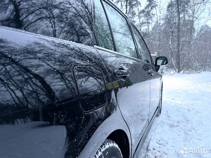 Nissan Tiida 1.6 AT, 2012, 200 000 км