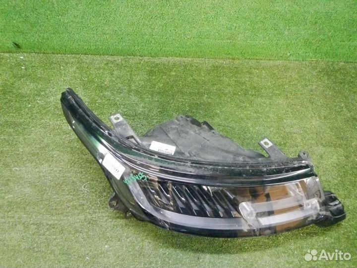 Фара правая Land Rover Range Rover Sport