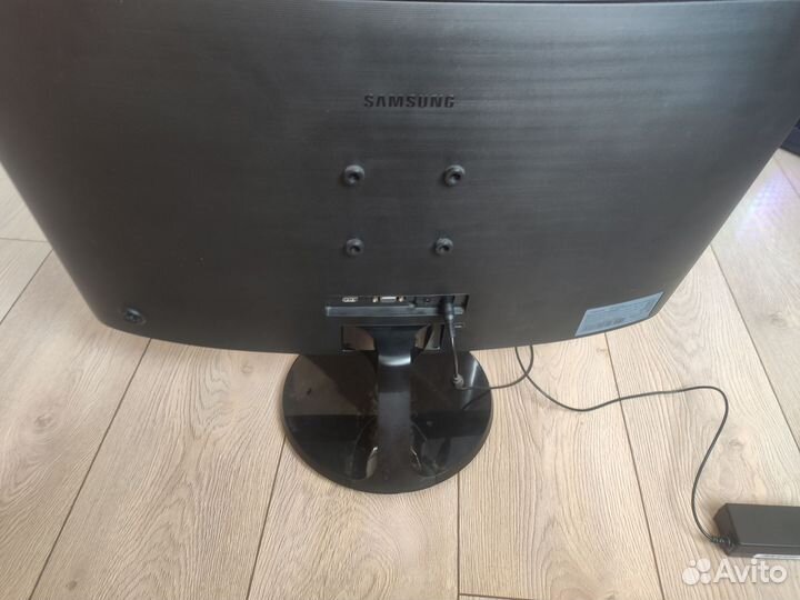 Монитор samsung 27 изогнутый