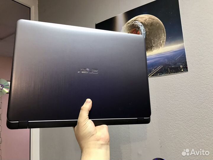 Ноутбук Asus отличный ноут FullHD i3/4gb/SSD