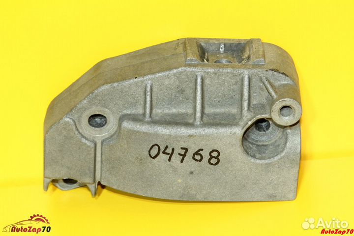 Renault Megane 2 Кронштейн подушки двигателя