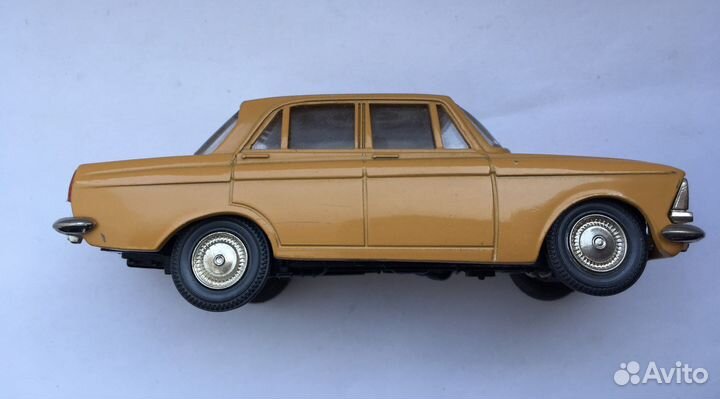 Москвич 412 А2 без ми. Цвет охра