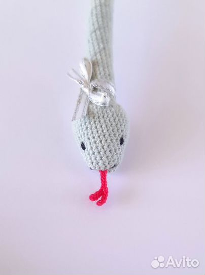 Вязаная игрушка змейка, змея
