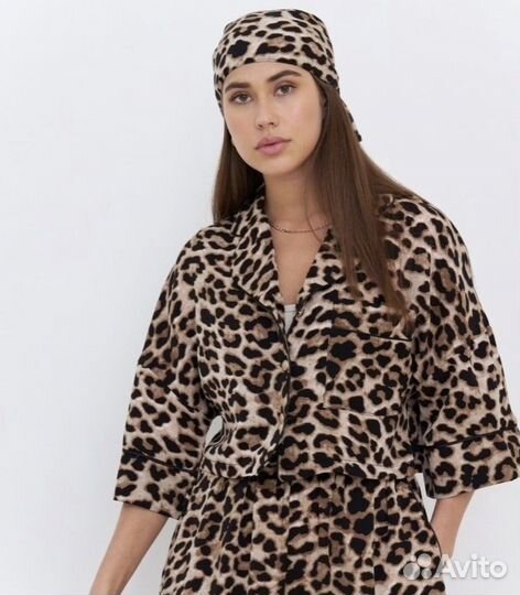 Костюм женский леопардовый
