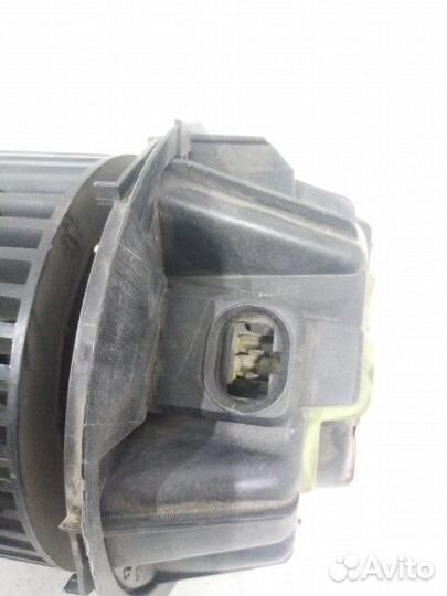Моторчик печки Renault Logan 1