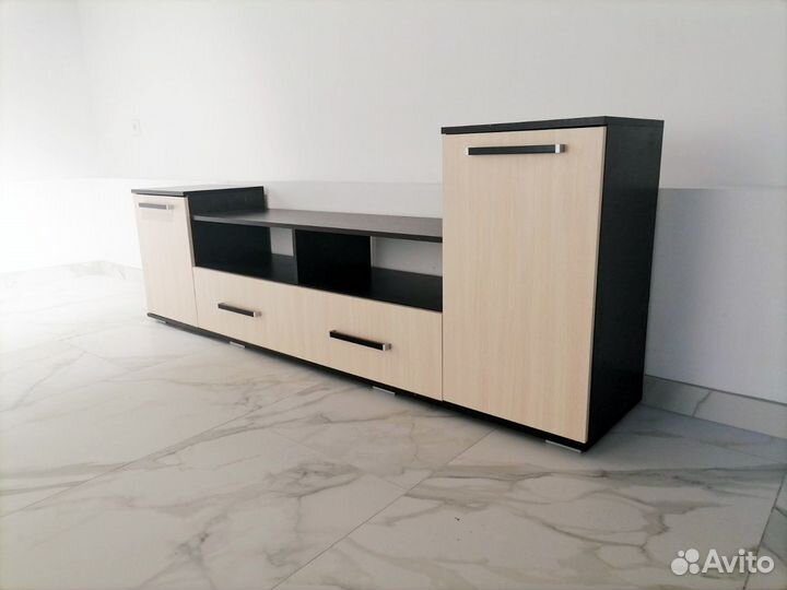 Тумба под телевизор