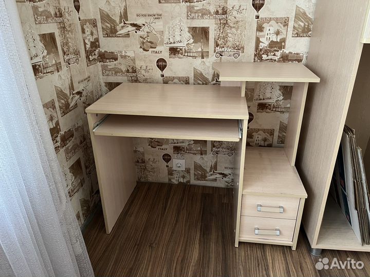 Компьютерный стол