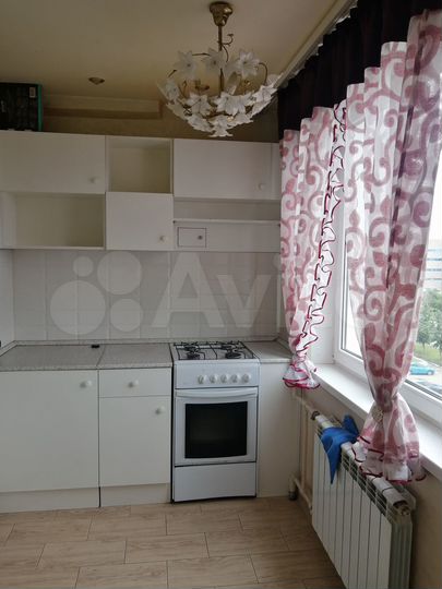 2-к. квартира, 46 м², 4/9 эт.