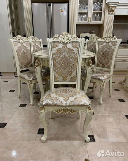 Стол и Стулья