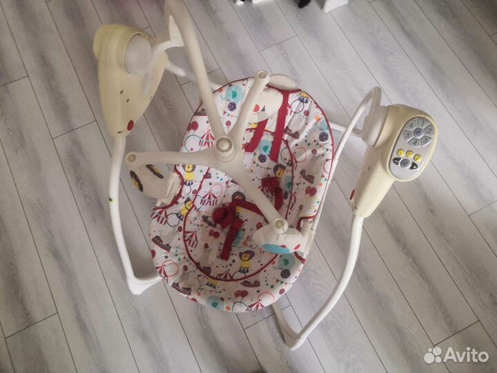 Детские электронные качели