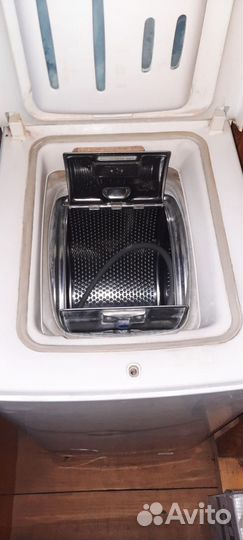 Стиральная машина с вертикальной загрузкой