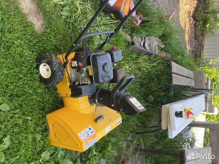 Снегоуборщик бу