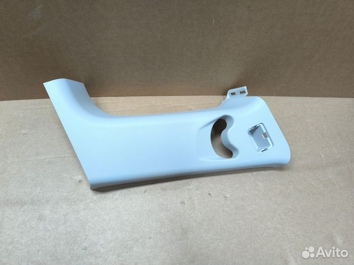 Накладка задней левой стойки Exeed VX