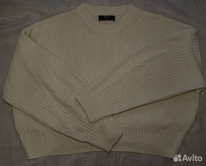 Свитер женский