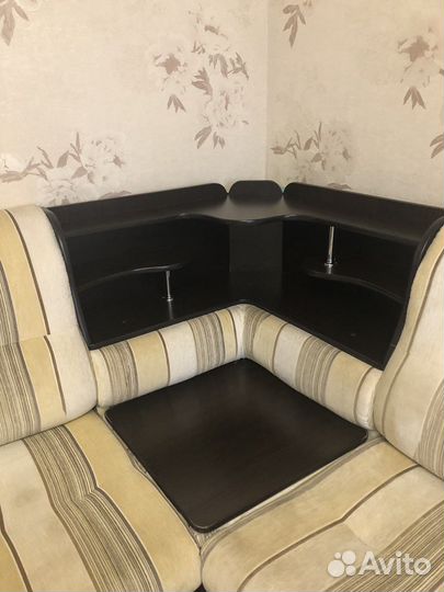 Угловой диван