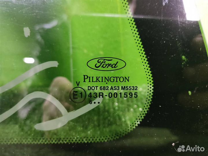 Стекло багажника левое Ford Fiesta (CBK) 2007