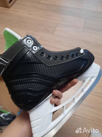 Коньки хоккейные bauer 43,5 размер