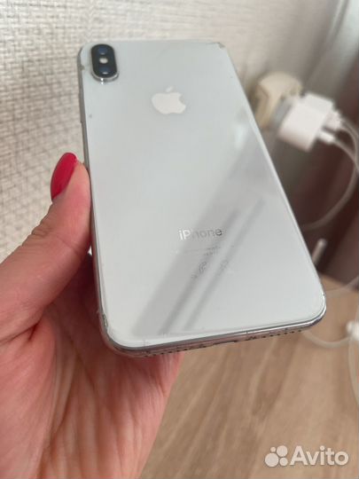 iPhone X, 64 ГБ