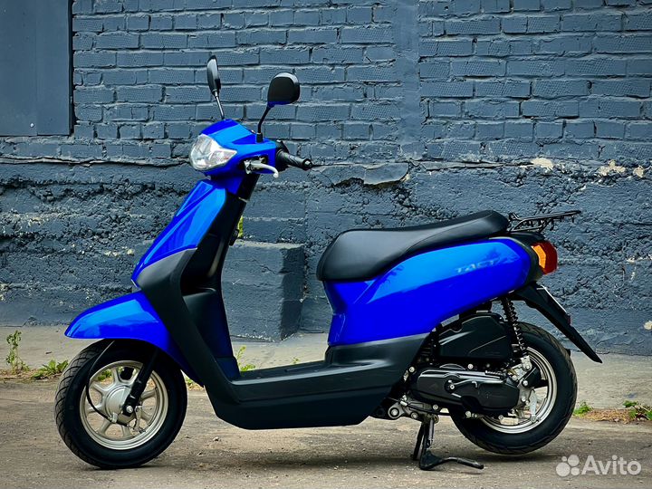 Скутер Honda Tact