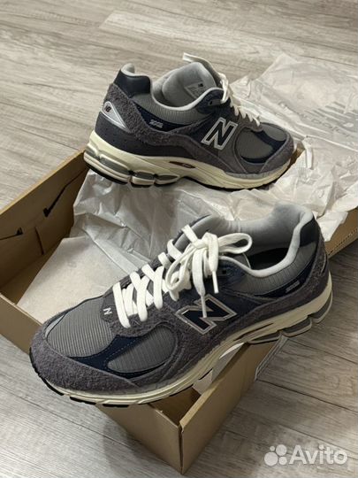 Кроссовки New Balance 2002