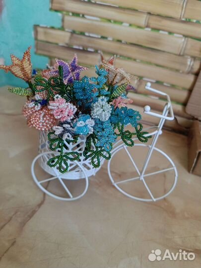 Цветы из бисера