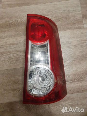 Фонарь задний правый на LADA Largus