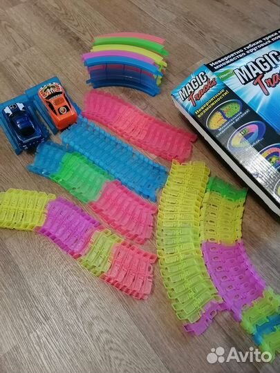 Гибкий гоночный трек