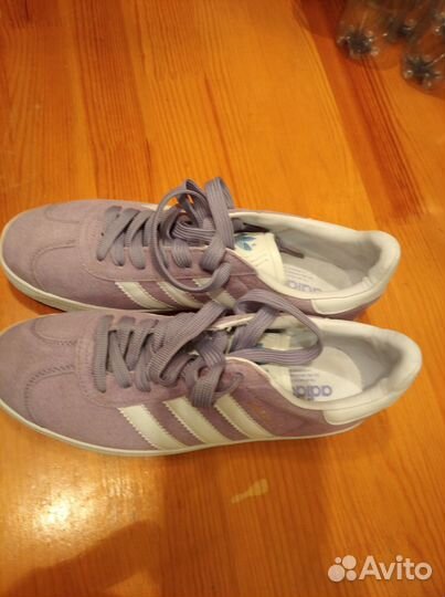 Кроссовки adidas