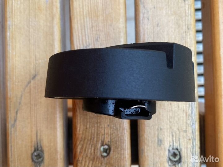 Крышка маслозаливной горловины bmw