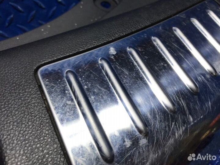 Накладка замка багажника Cadillac Srx 2