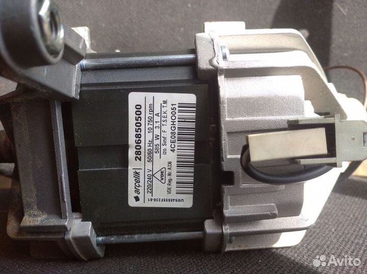 Двигатель от стиральной машины